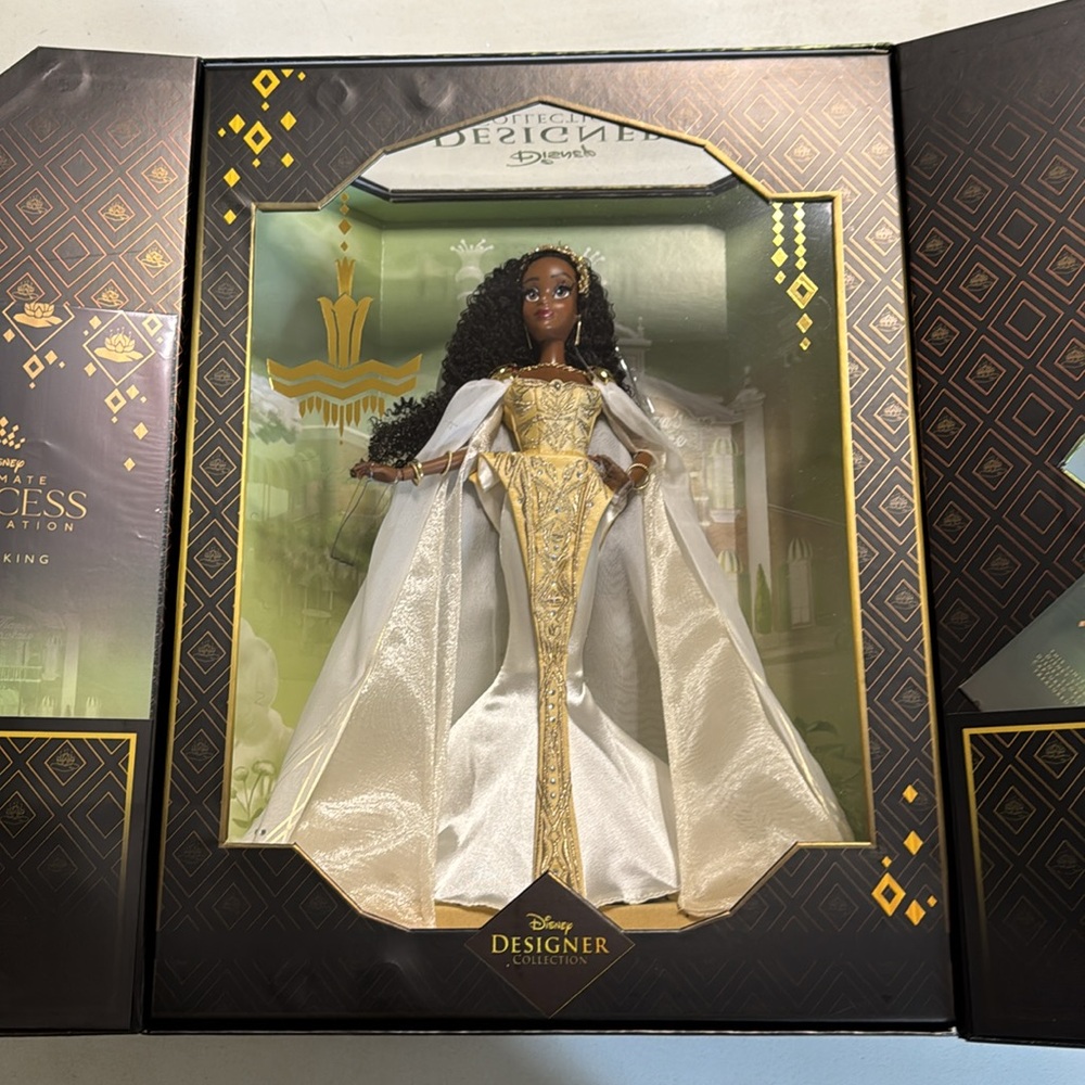 Disney celebration princess limited edition designer doll tiana princess frog